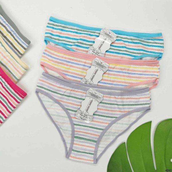 شورت زنانه راهدار نخی سایز:XL,XXL,XXXL | عمده |کد محصول:4242 |حداقل قابل سفارش:12عدد |